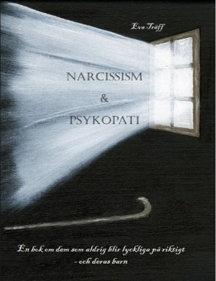 Jag äger rättigheterna till min egen historia, och jag har för avsikt att använda den. Varför skulle jag låta någon tysta mig?